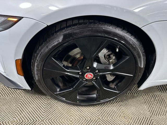 Used 2021 Jaguar F-TYPE Coupe image 10