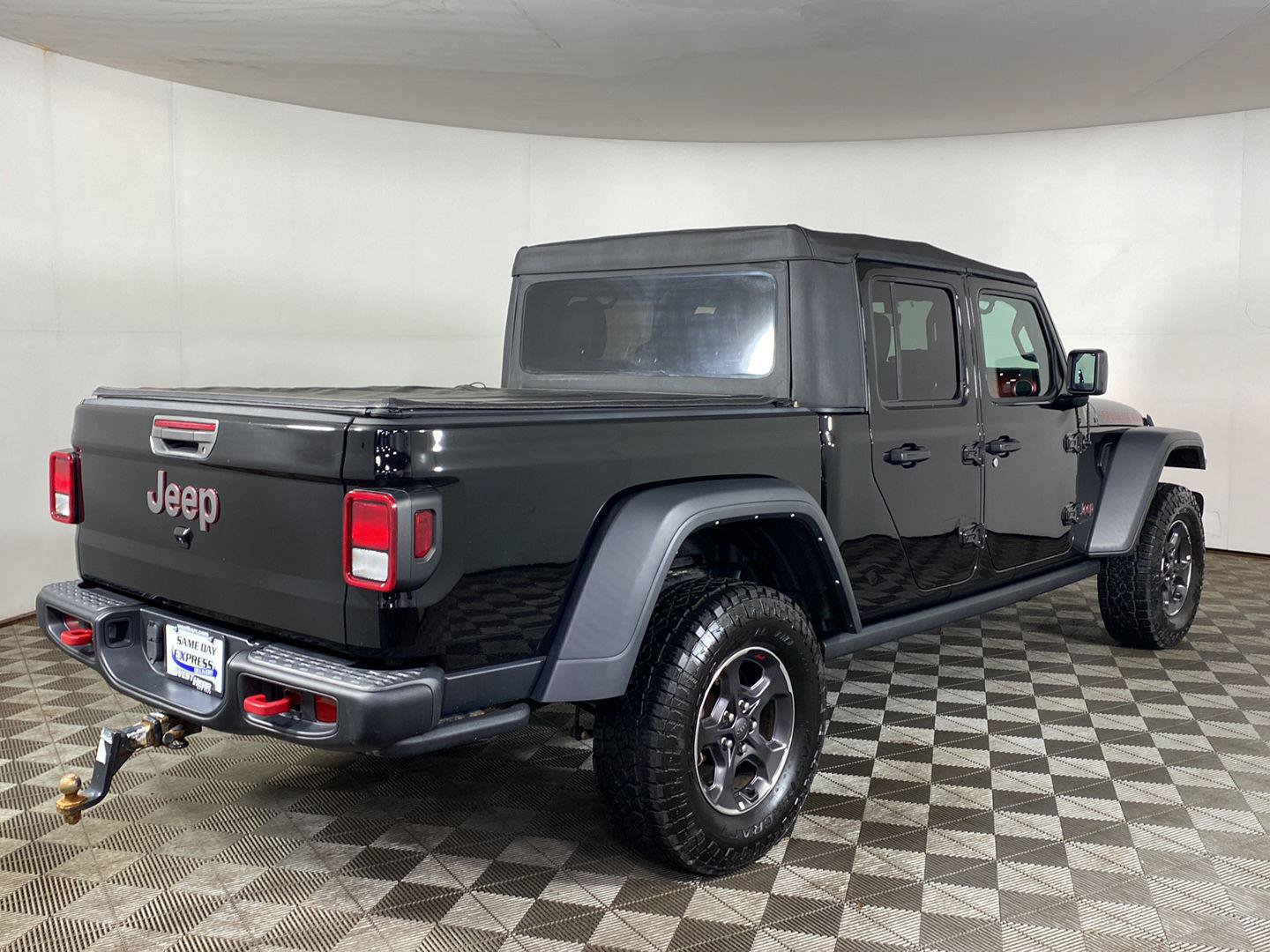Used 2022 Jeep Gladiator Rubicon AWD/4WD image 5
