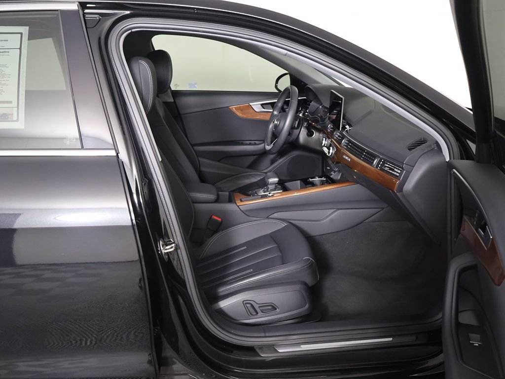 Used 2023 Audi A4 2.0T Premium w/ Convenience Package AWD/4WD image 29