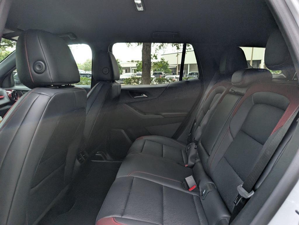 New 2027 Chevrolet Equinox RS FWD image 15