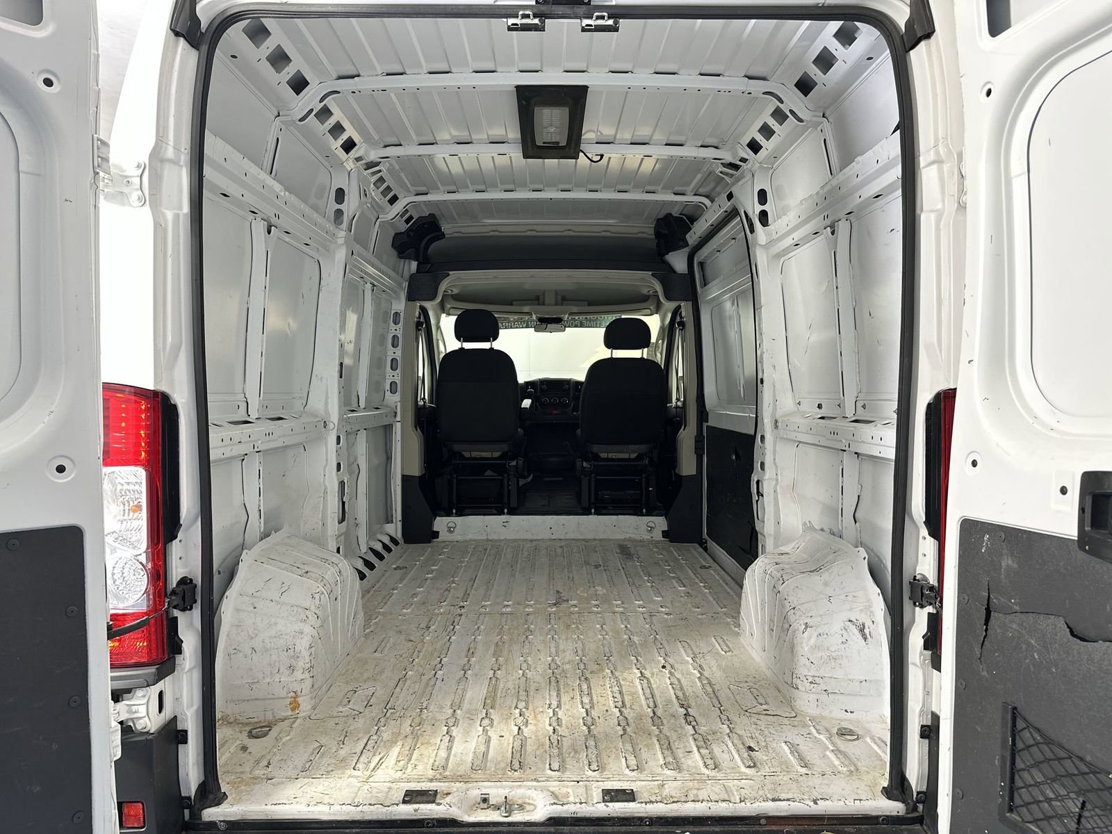 Used 2021 RAM ProMaster 3500 w/ Convenience Group image 24