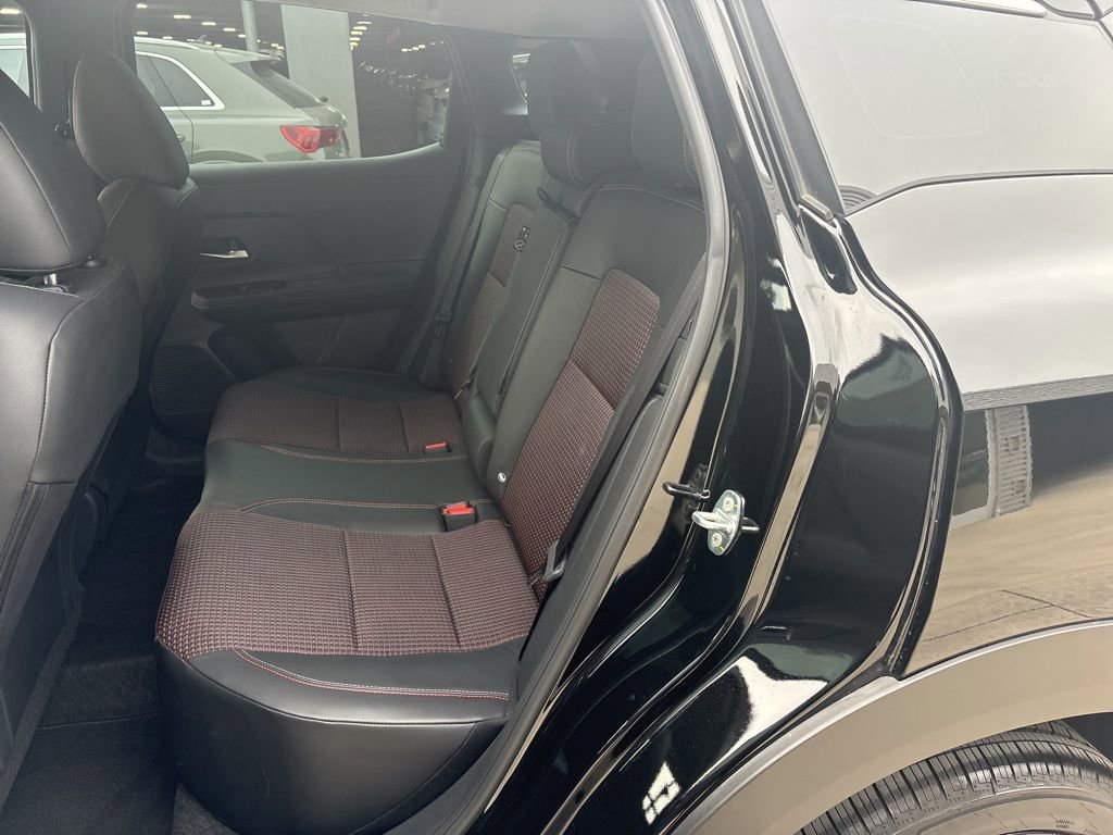 Used 2025 Nissan Kicks SR image 14