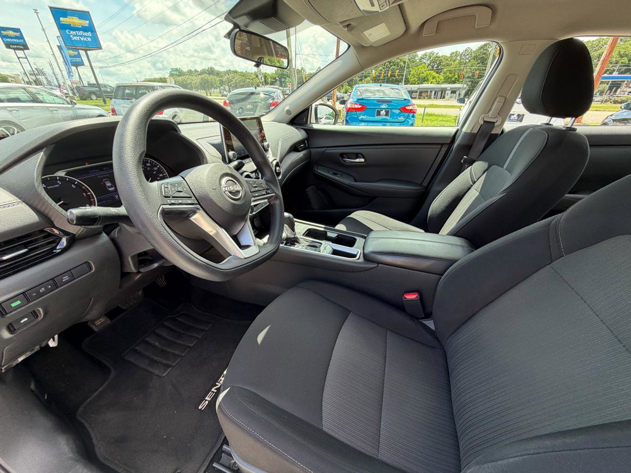 Used 2024 Nissan Sentra SV FWD image 29