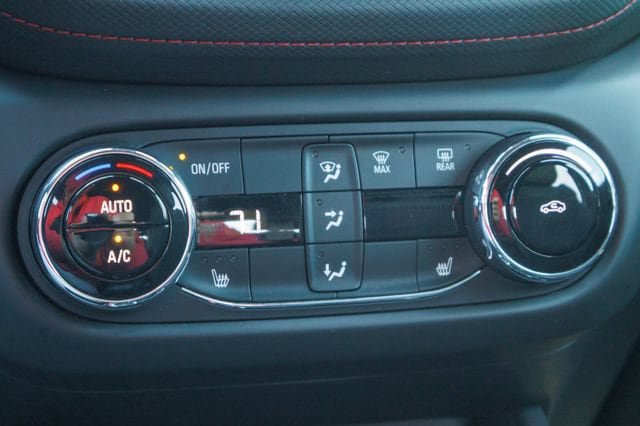 Certified 2021 Chevrolet TrailBlazer RS w/ Convenience Package AWD/4WD image 26