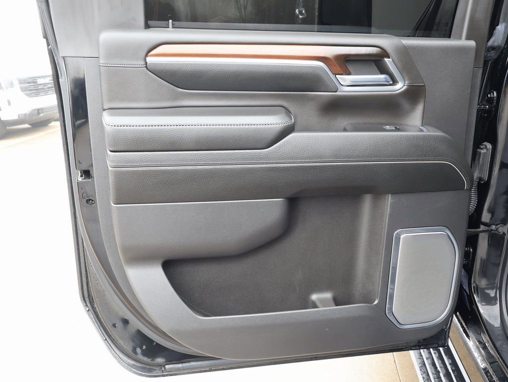 Certified 2024 GMC Sierra 3500 Denali w/ Denali Reserve Package image 28