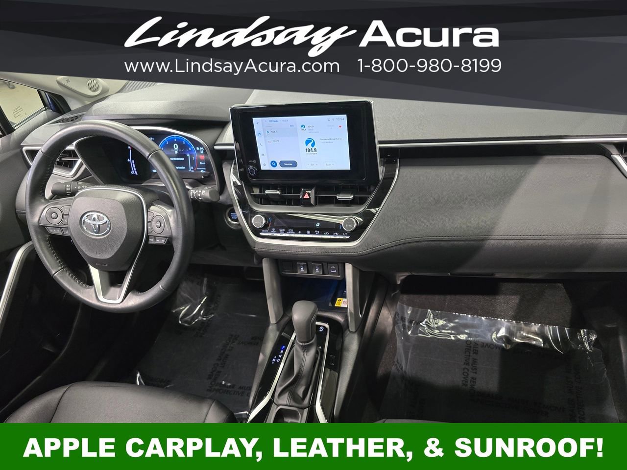 Used 2023 Toyota Corolla Cross XLE w/ Convenience Package FWD image 10