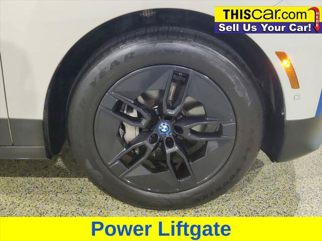 Used 2024 BMW iX xDrive50 AWD/4WD image 24