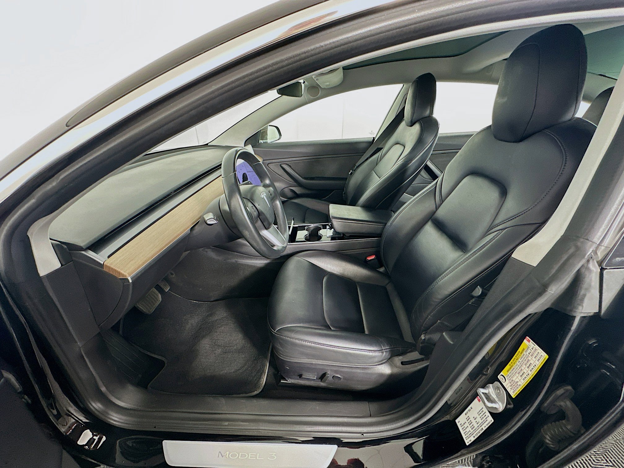 Used 2018 Tesla Model 3 Long Range image 13