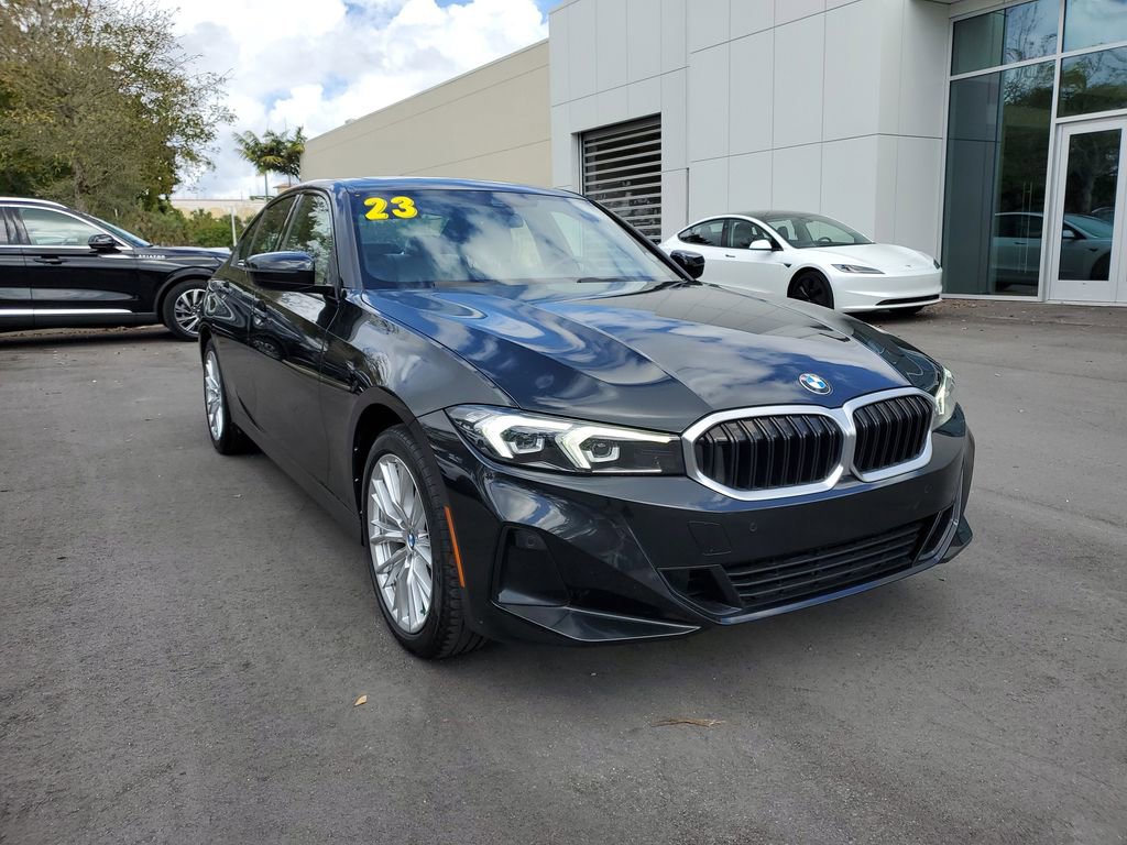 Used 2023 BMW 330i Sedan w/ Driving Assistance Package image 29