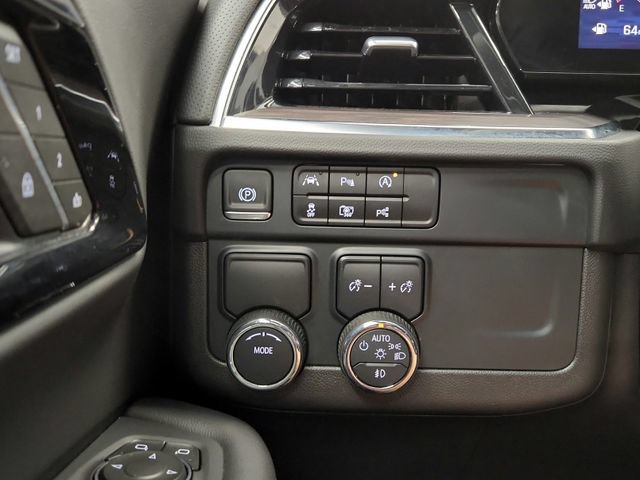 Used 2025 Chevrolet Tahoe Premier RWD image 28