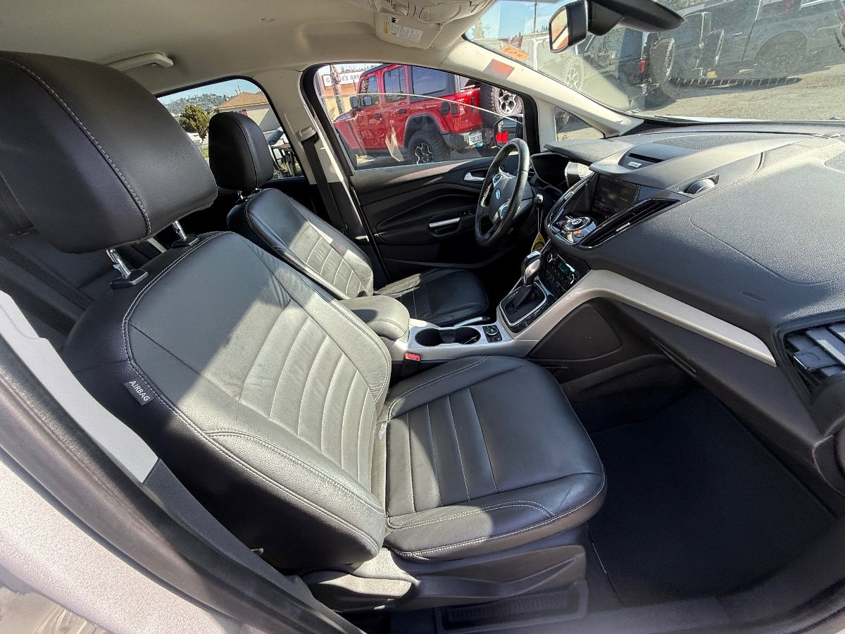 Used 2015 Ford C-MAX Energi SEL FWD image 20