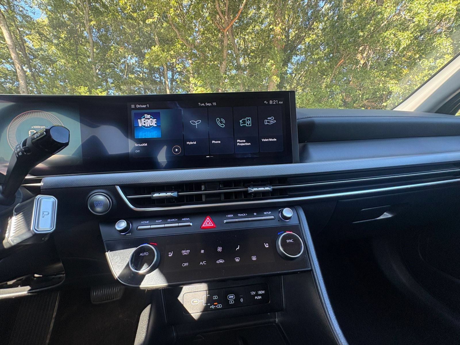 Used 2025 Hyundai Sonata SEL FWD image 16