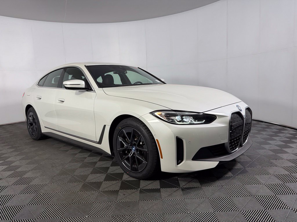 Used 2023 BMW i4 eDrive40 w/ Premium Package RWD image 4