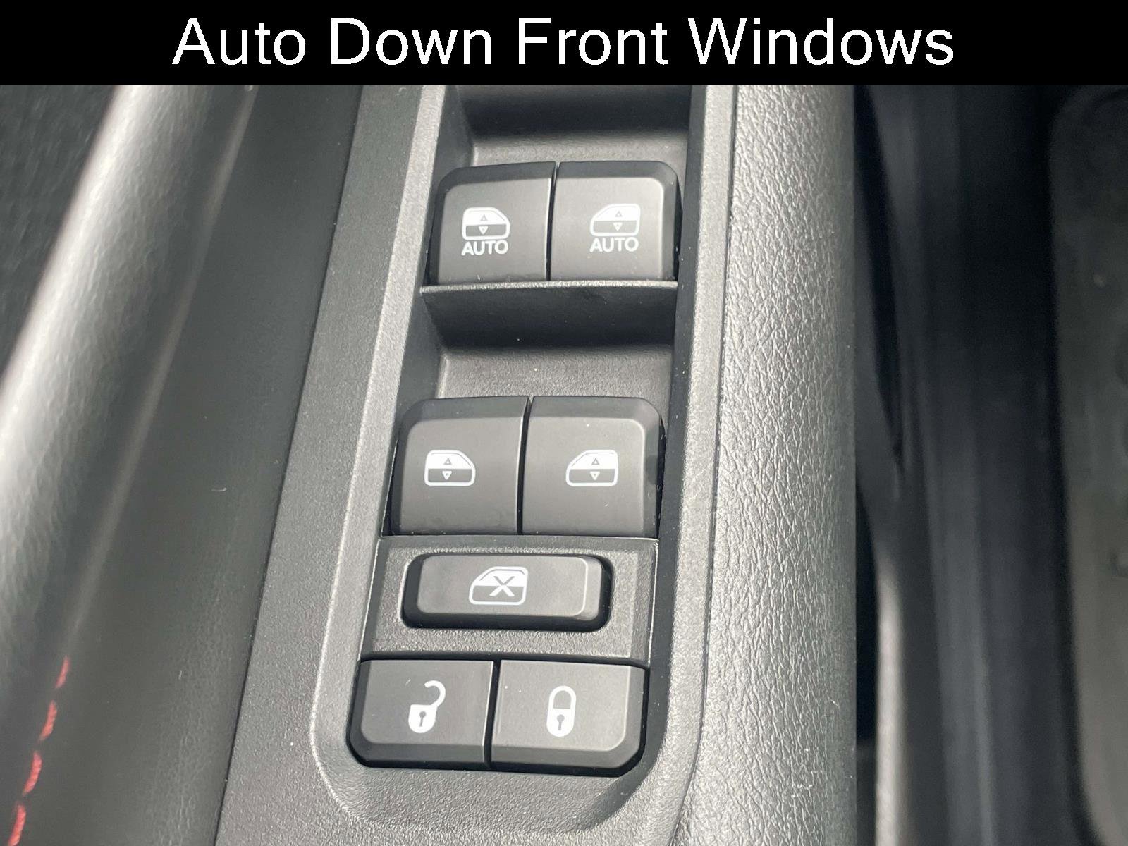 Used 2023 Jeep Compass Trailhawk w/ Trailer Tow Group image 23