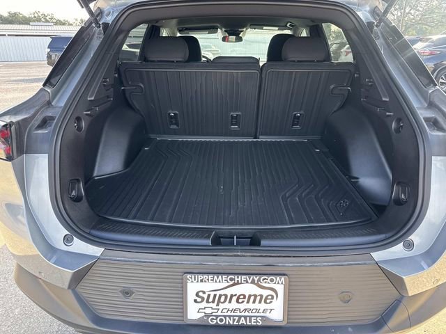 Used 2025 Chevrolet Equinox EV LT image 10