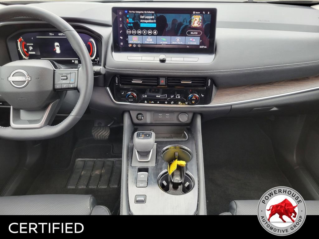 Used 2025 Nissan Rogue Platinum image 20