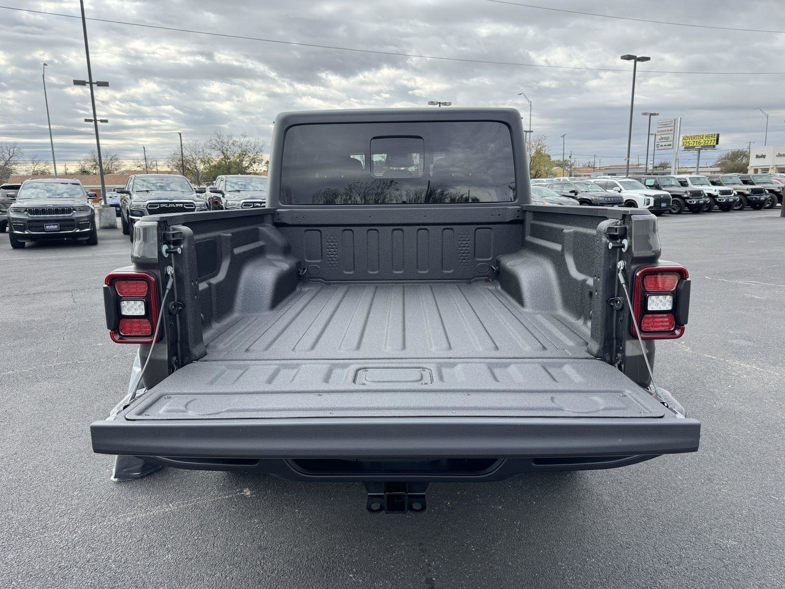New 2026 Jeep Gladiator Sport AWD/4WD image 33