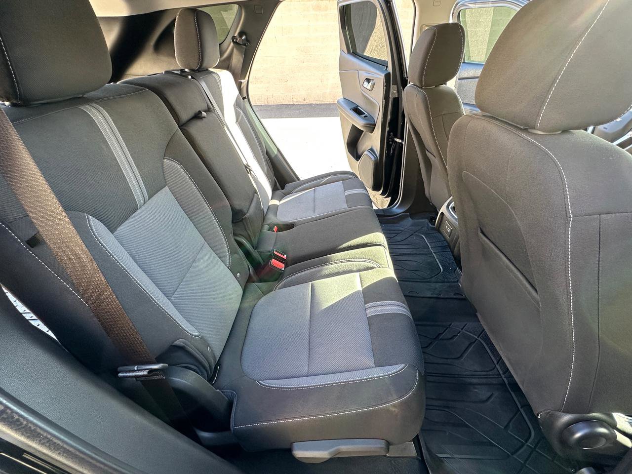 Used 2024 Chevrolet Blazer LT w/ Convenience Package FWD image 24