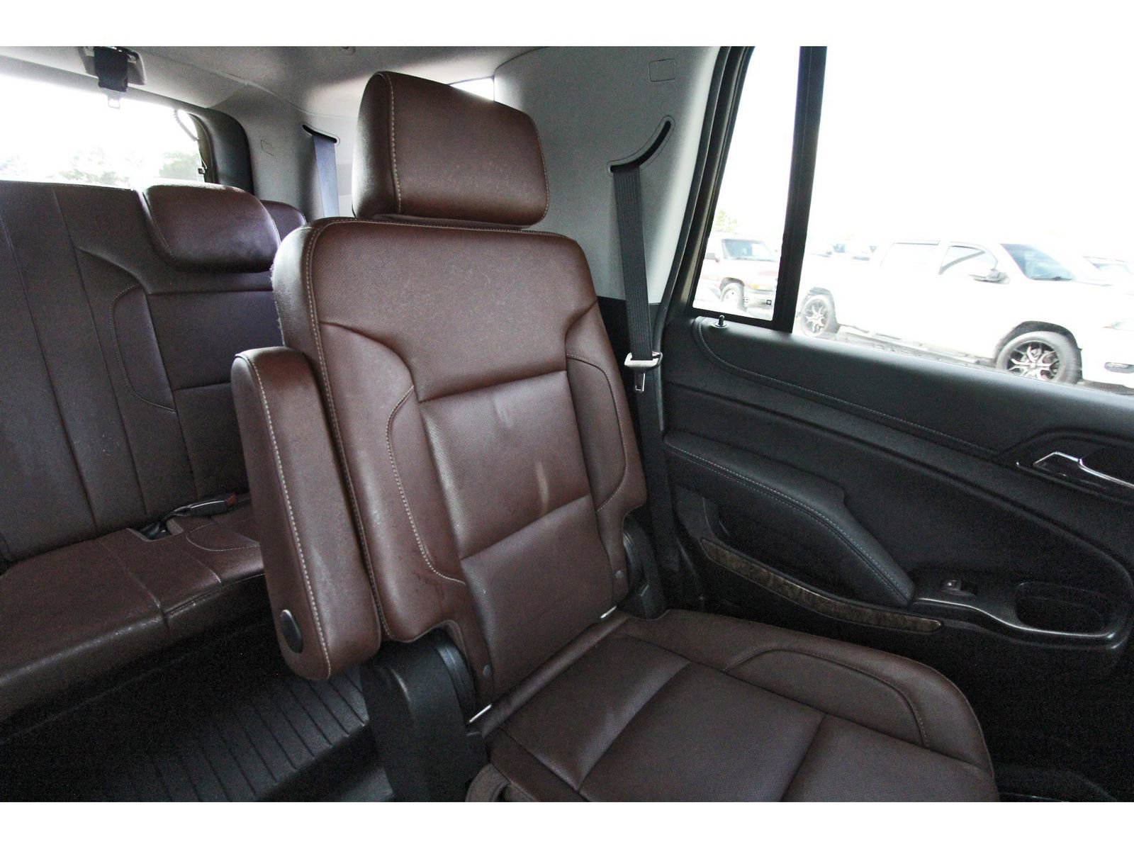 Used 2020 Chevrolet Tahoe Premier w/ Premier Plus Edition image 14