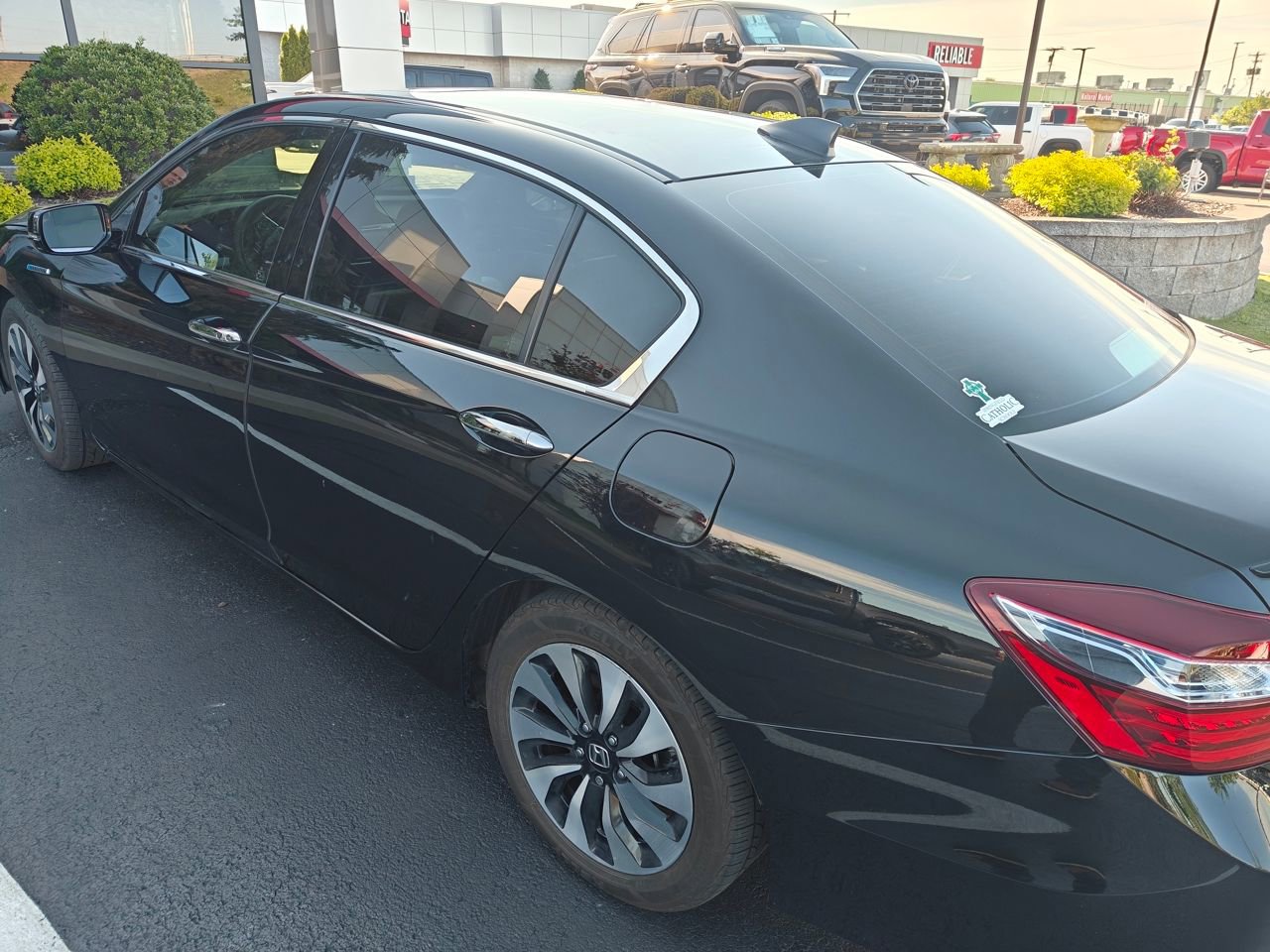 Used 2017 Honda Accord EX-L image 4