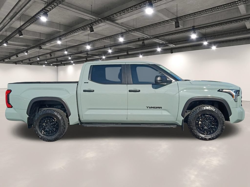 Used 2025 Toyota Tundra SR5 AWD/4WD image 17