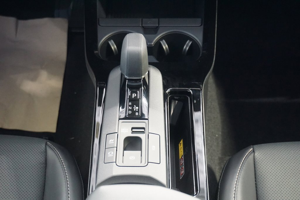 New 2026 Toyota Prius XLE image 32