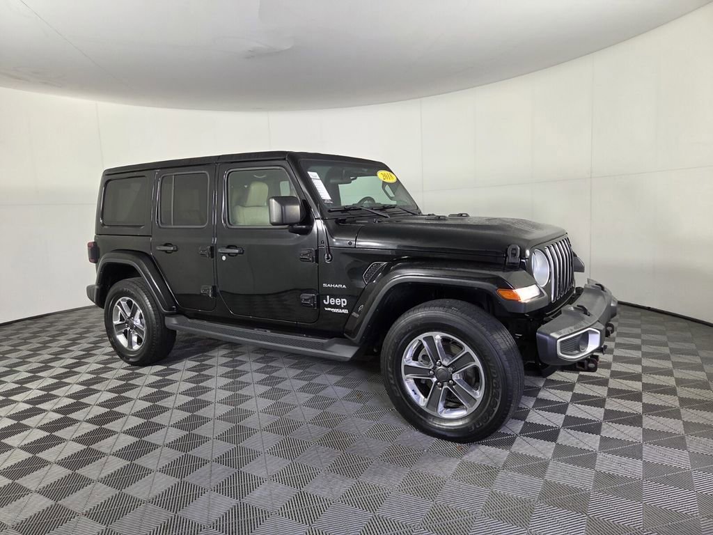 Used 2018 Jeep Wrangler Unlimited Sahara w/ Safety Group image 40