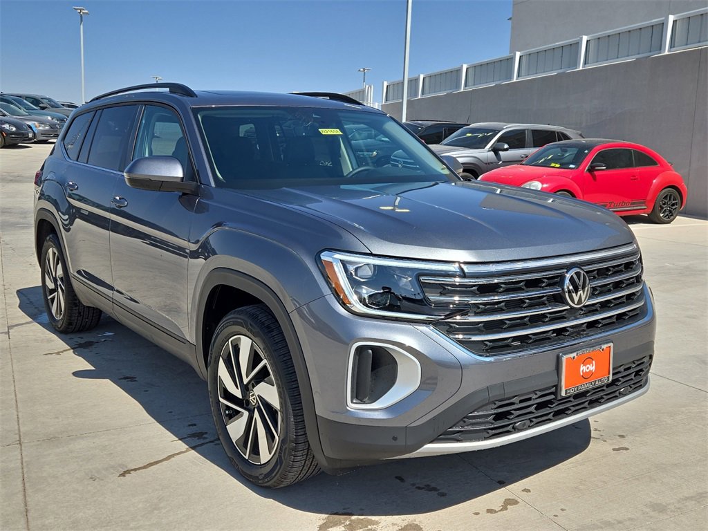 New 2025 Volkswagen Atlas SE image 1