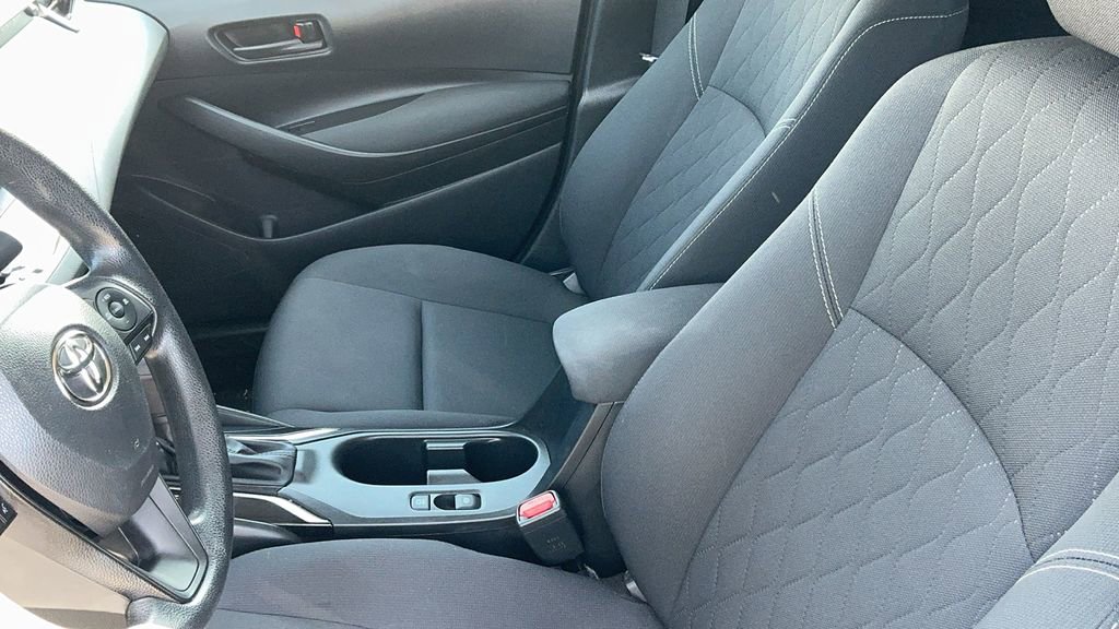 Used 2023 Toyota Corolla LE FWD image 11