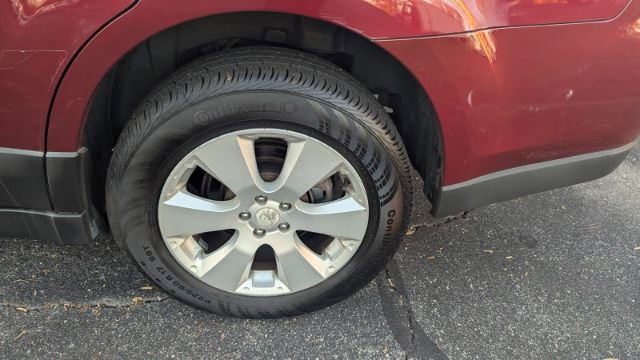 Used 2011 Subaru Outback 2.5i Premium w/ All-Weather Pkg image 10