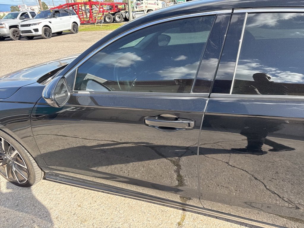 Used 2023 Honda Accord Touring image 13