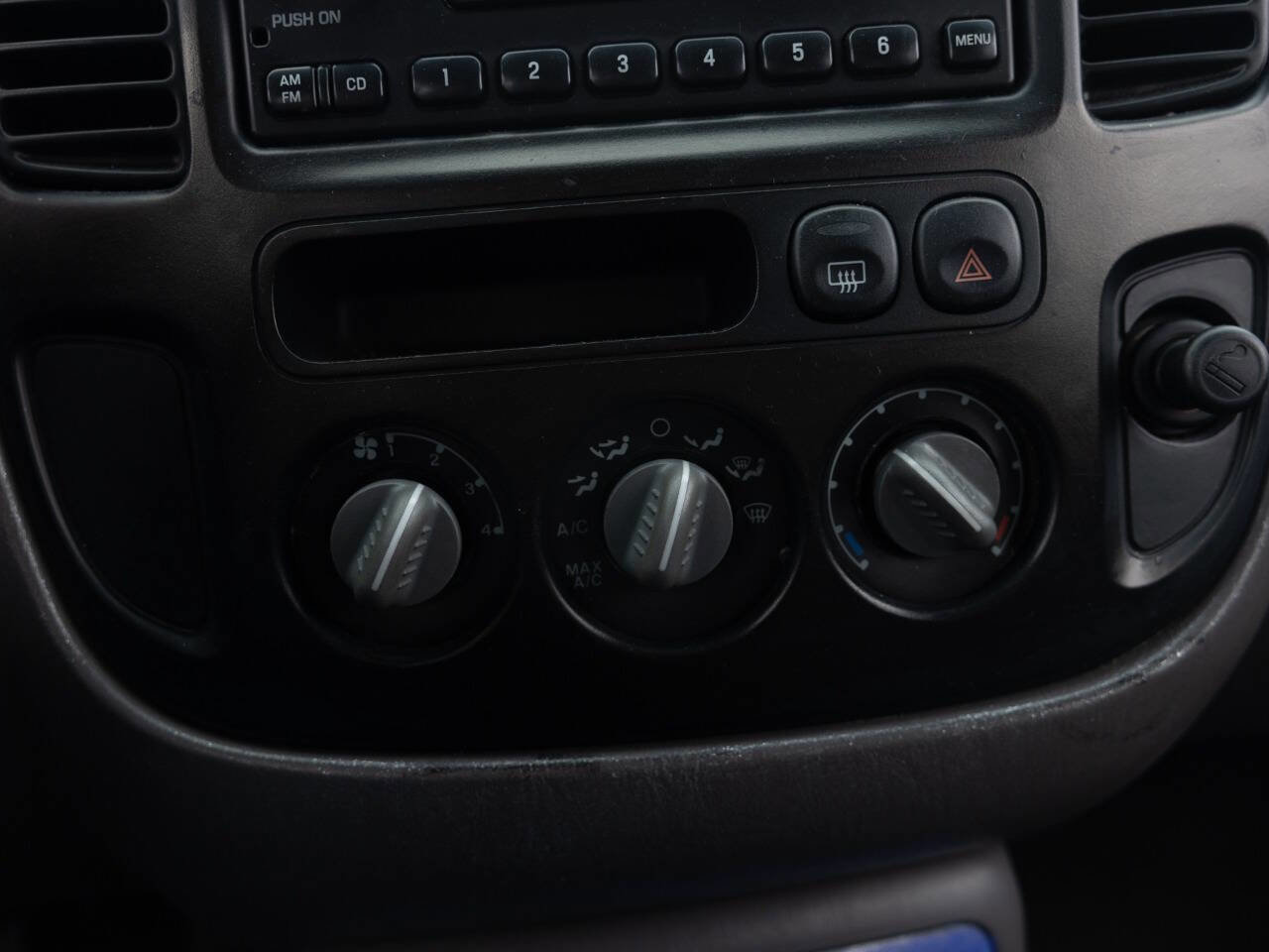 Used 2002 Ford Escape XLT image 33