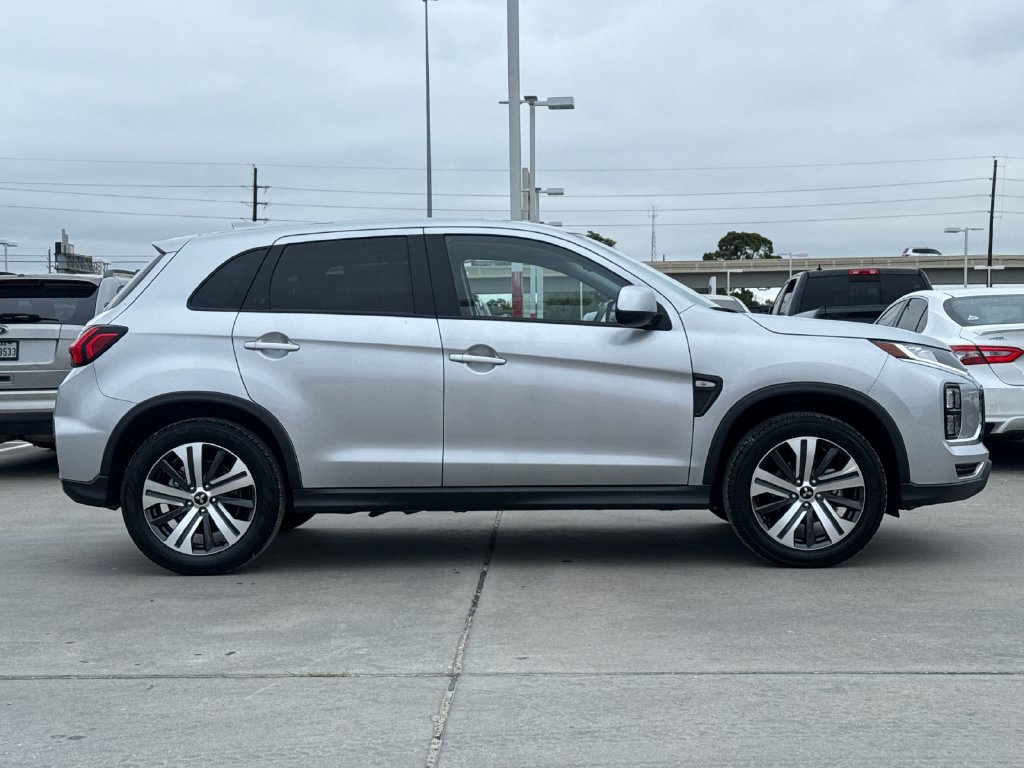 Used 2025 Mitsubishi Outlander Sport ES AWD/4WD image 7