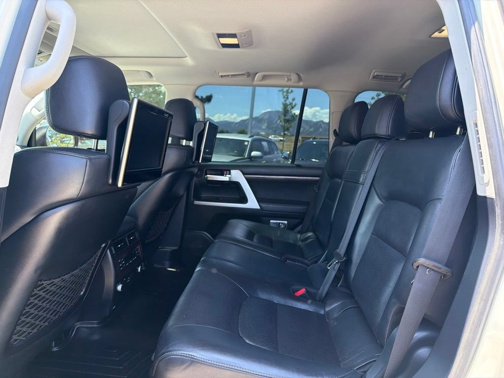 Used 2016 Toyota Land Cruiser AWD/4WD image 20