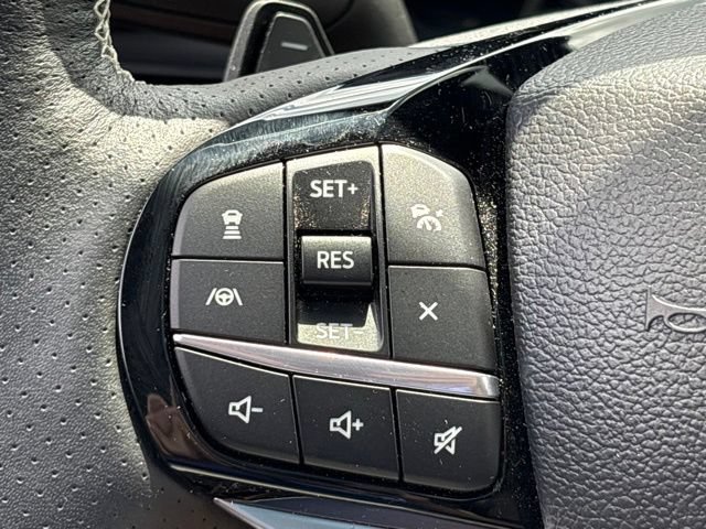 Used 2023 Ford Explorer ST w/ Equipment Group 401A AWD/4WD image 18
