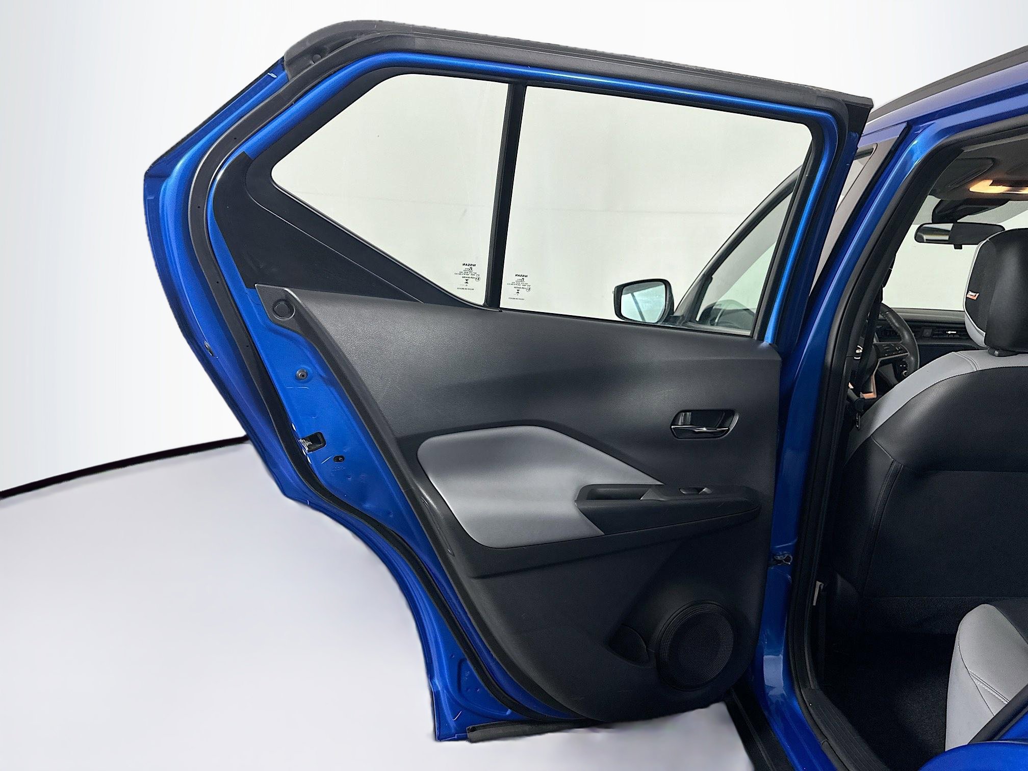 Used 2023 Nissan Kicks SR w/ SR Premium Package image 24