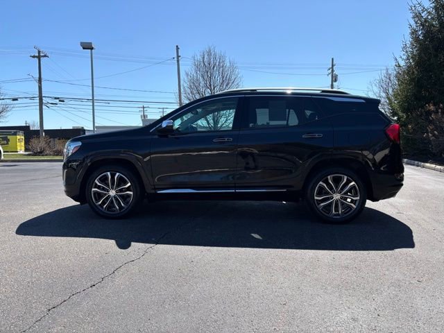 Used 2019 GMC Terrain Denali image 2