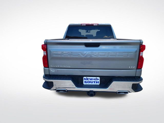 Used 2025 Chevrolet Silverado 1500 LTZ AWD/4WD image 4