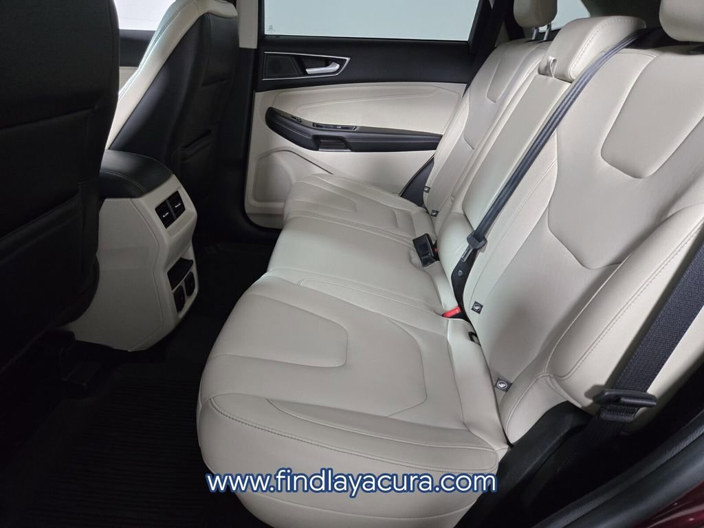 Used 2020 Ford Edge Titanium w/ Class II Trailer Tow Package image 13