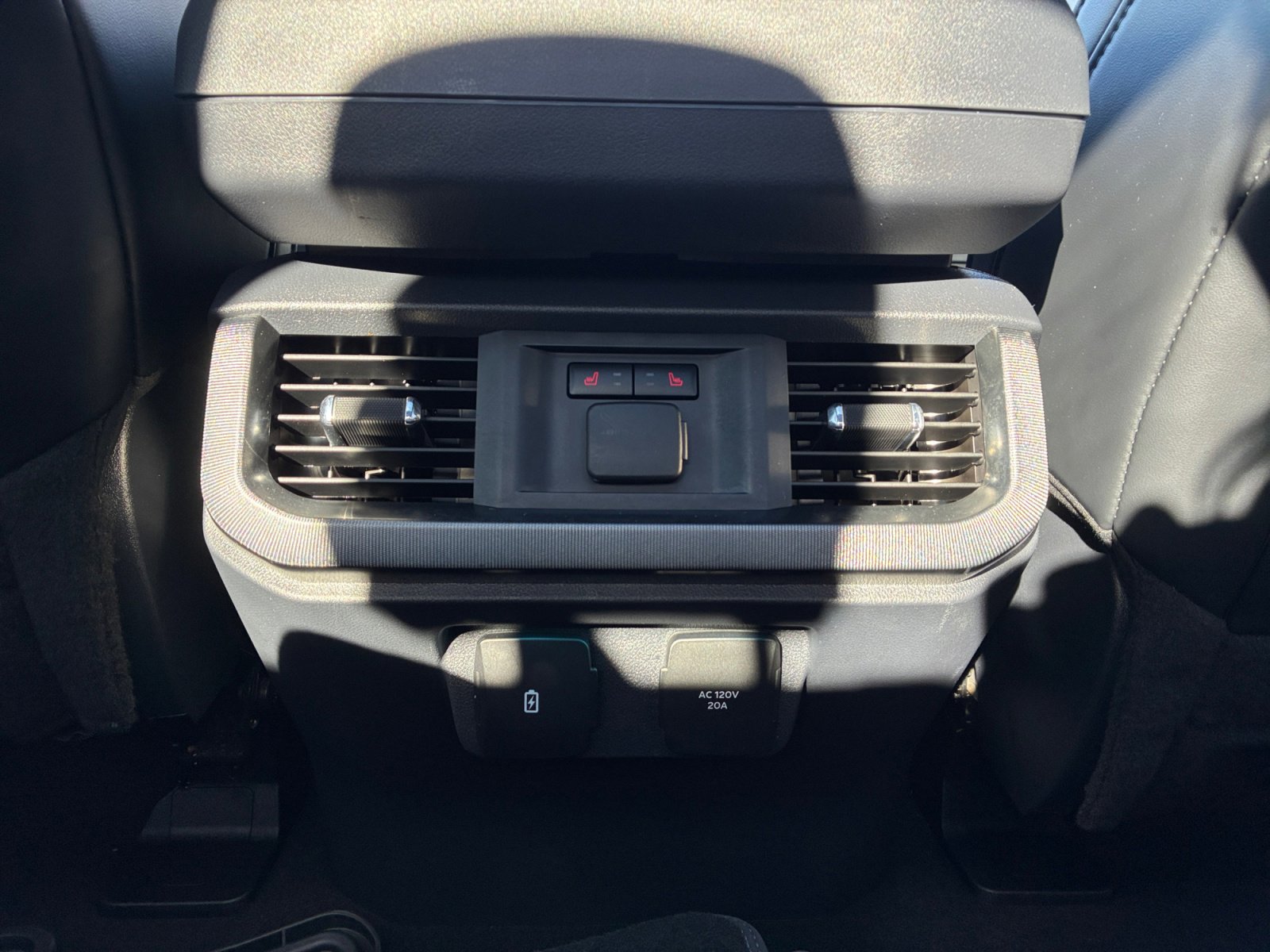 Certified 2024 Ford F150 Platinum image 32