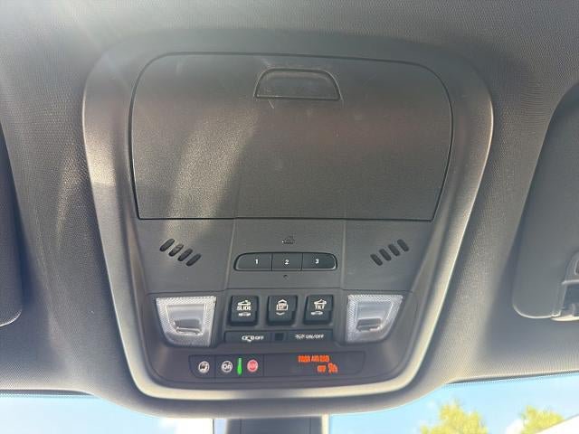Used 2023 Buick Enclave Premium w/ Experience Buick Package AWD/4WD image 34