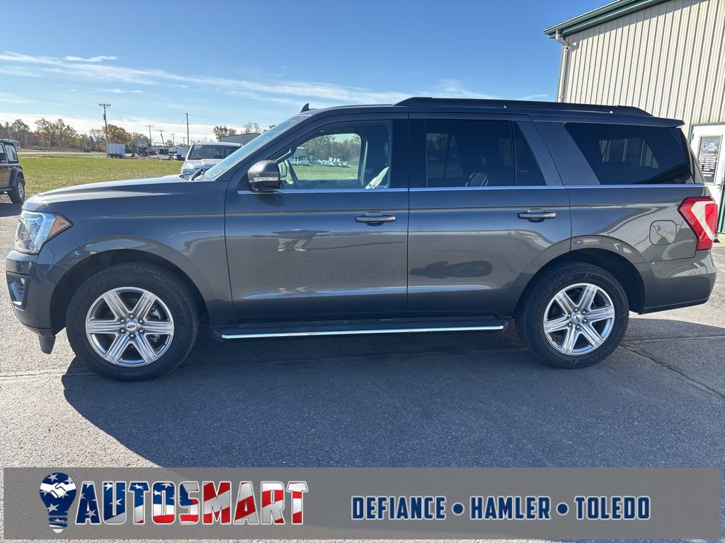 Used 2019 Ford Expedition XLT w/ Equipment Group 202A image 2