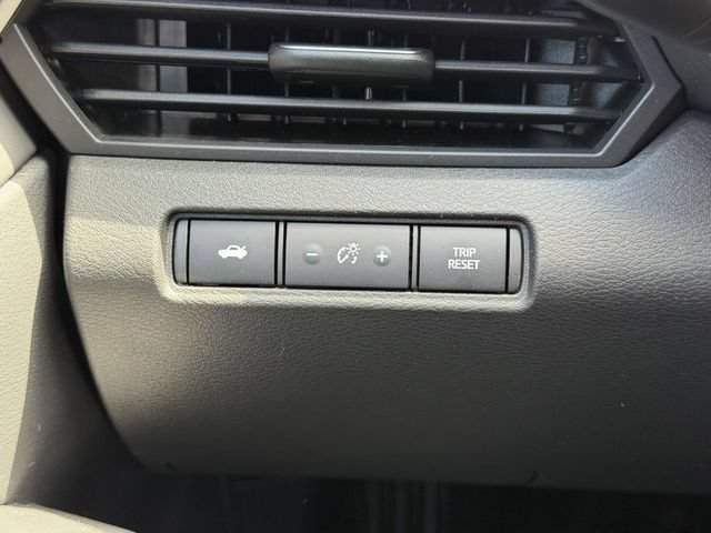 Used 2025 Nissan Altima 2.5 S FWD image 26