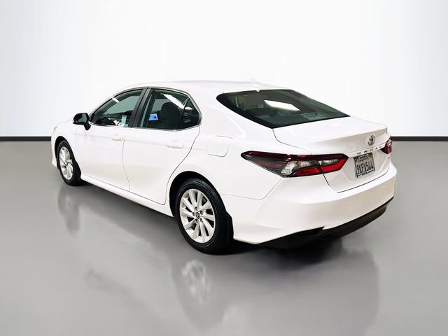 Used 2024 Toyota Camry LE image 5