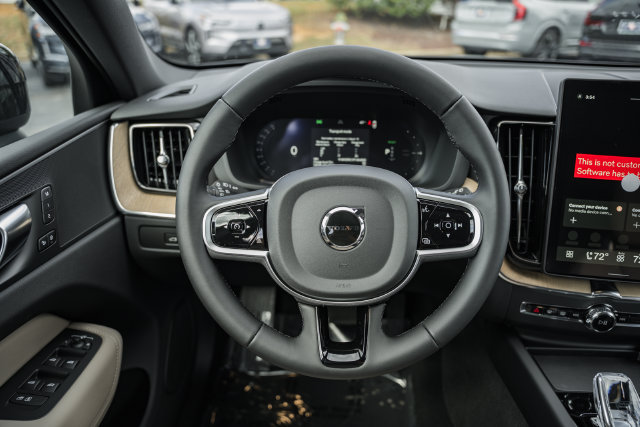 New 2026 Volvo XC60 T8 Plus w/ Protection Package Premier AWD/4WD image 30