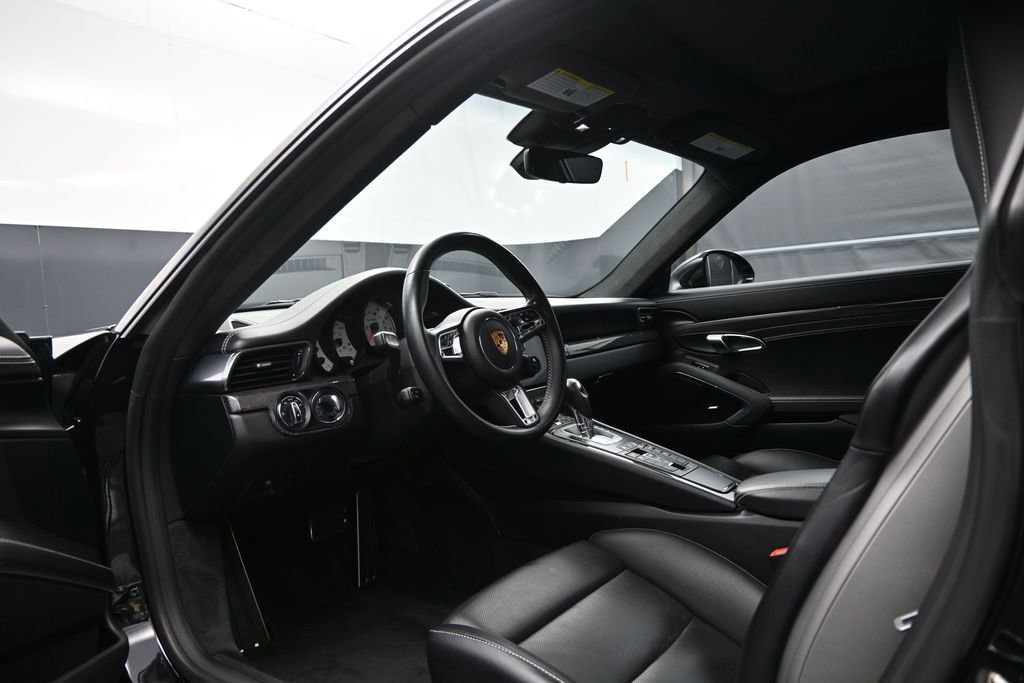 Certified 2019 Porsche 911 Turbo AWD/4WD image 5