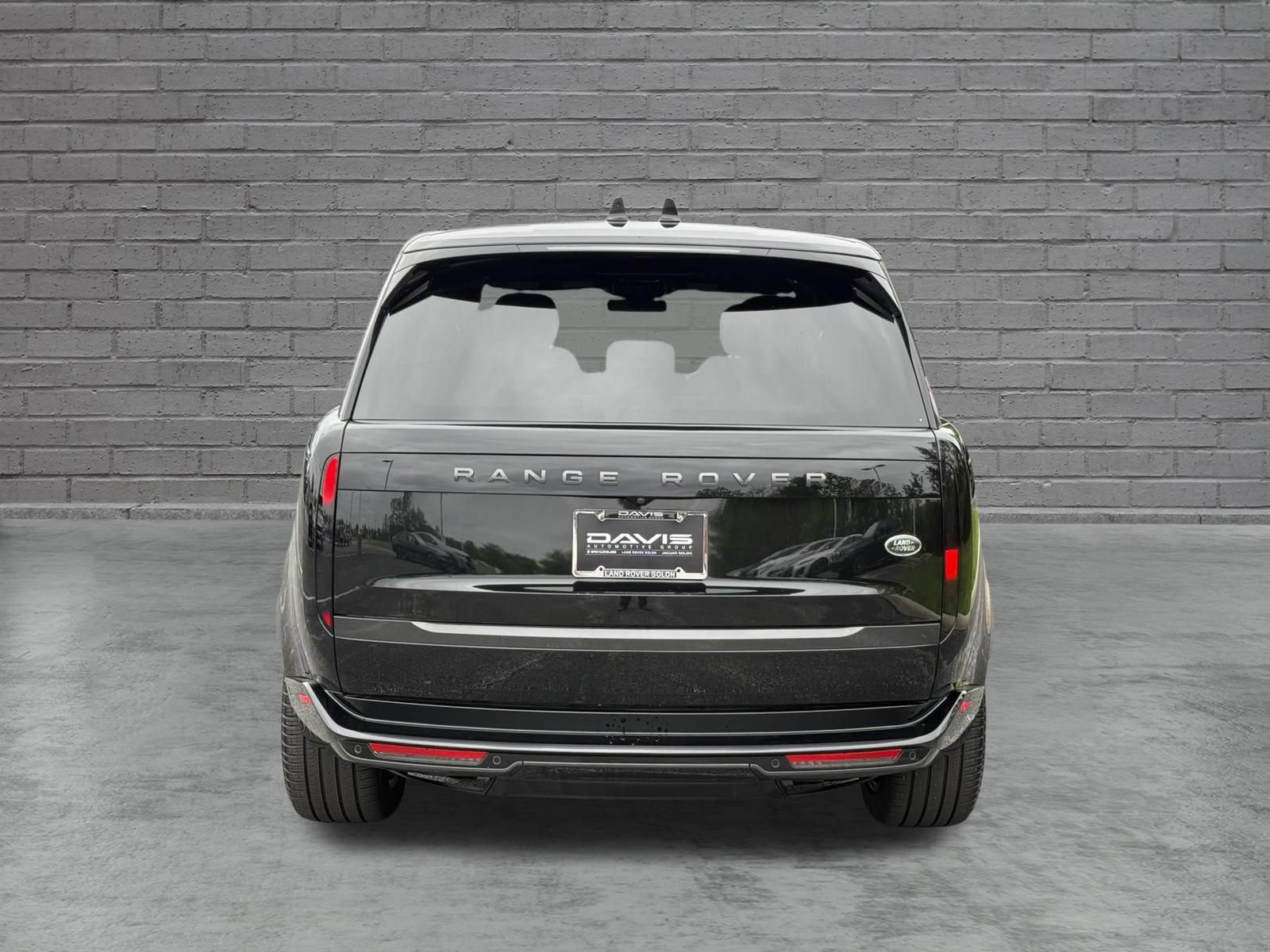 Certified 2023 Land Rover Range Rover SE AWD/4WD image 7