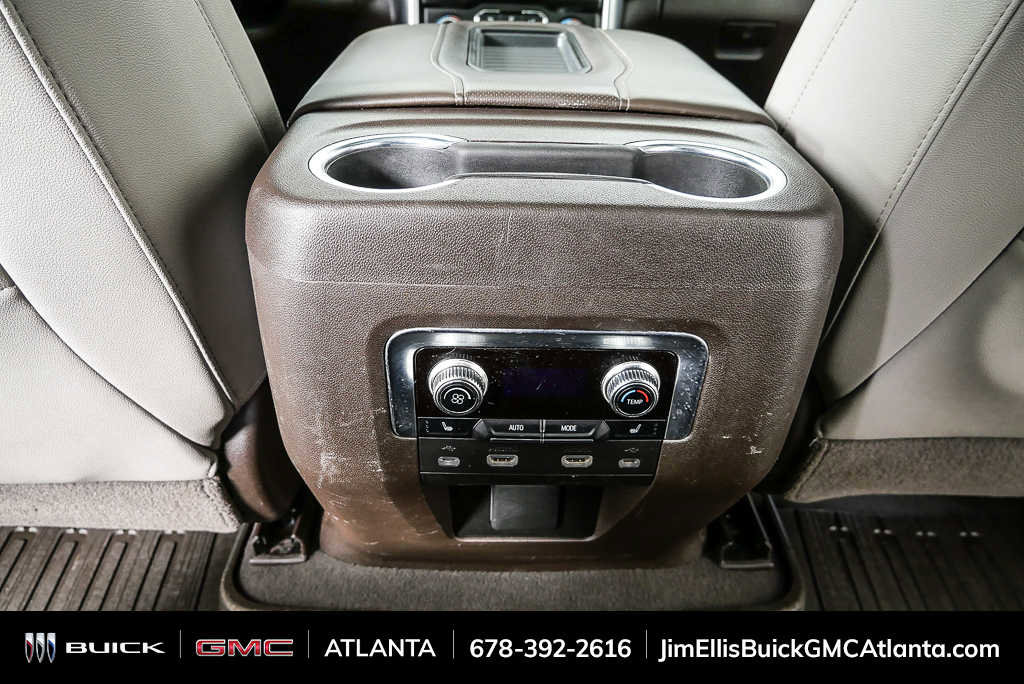 Used 2021 GMC Yukon SLT w/ SLT Premium Package image 21