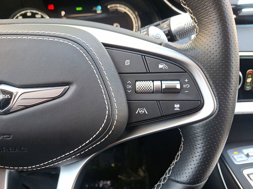 Used 2025 Genesis Electrified GV70 Advanced image 18