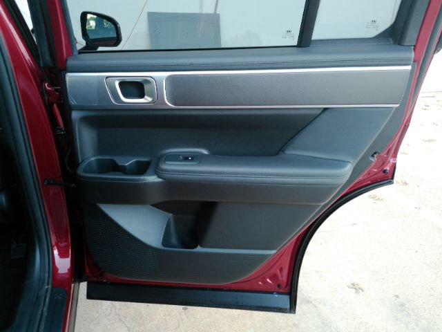 Used 2024 Hyundai Santa Fe SEL FWD image 24